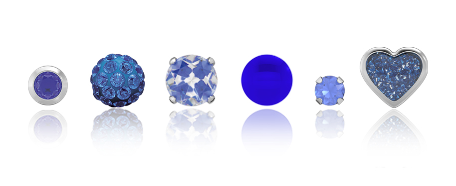 Passend bij de Classic Blue Color Trend voor 2020 Oorbellen en oor-piercing trends 2020 – #1: Klassiek Blauw
